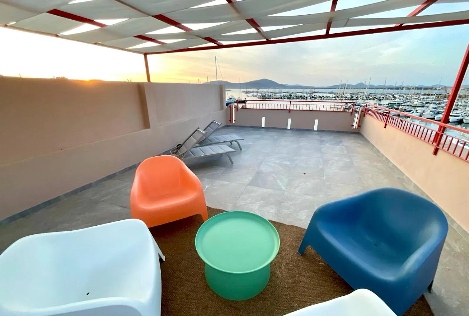 Apartment Neptune Waterfront Apartment: Alghero Seaside Retreat